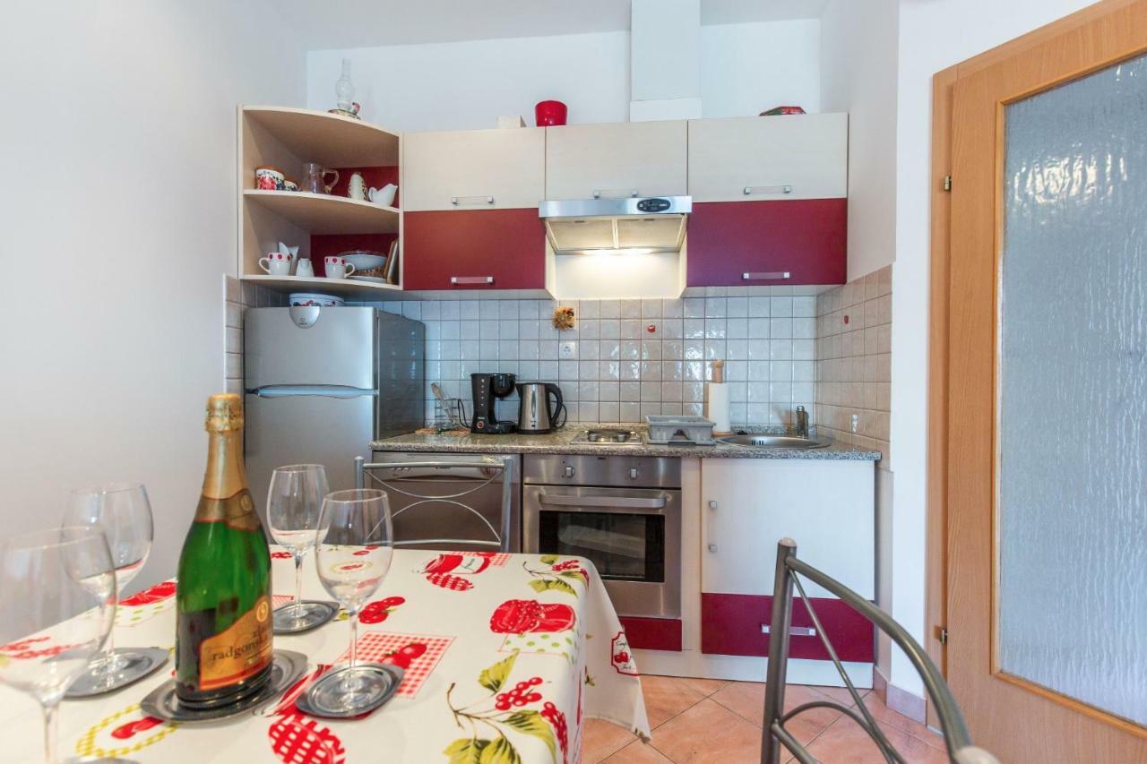 Apartment Jasna With Breathtaking Sea View, Terrace And Free Parking Hreljin Екстер'єр фото