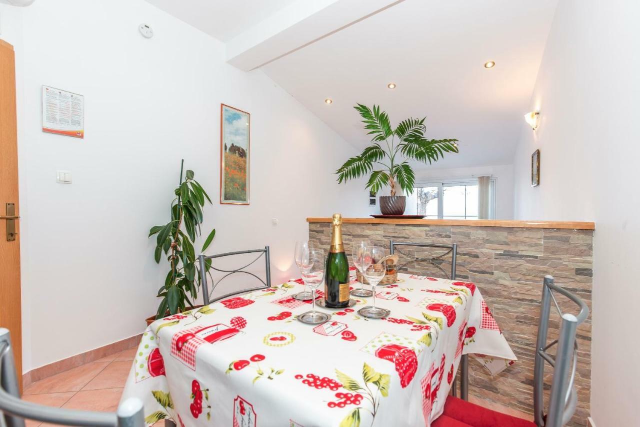 Apartment Jasna With Breathtaking Sea View, Terrace And Free Parking Hreljin Екстер'єр фото